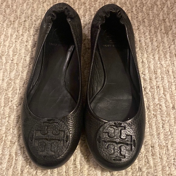 Tory Burch Shoes - Tory Burch Minnie travel ballet flats black like new. Sz 7